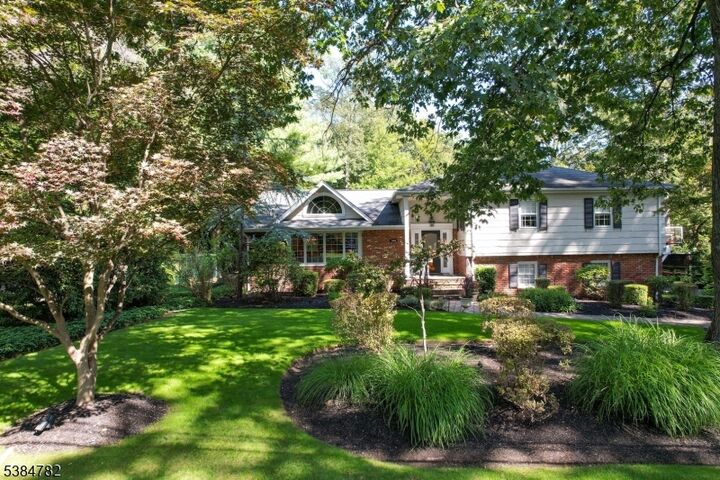 529 Covington  Wyckoff Twp. NJ 07481 photo