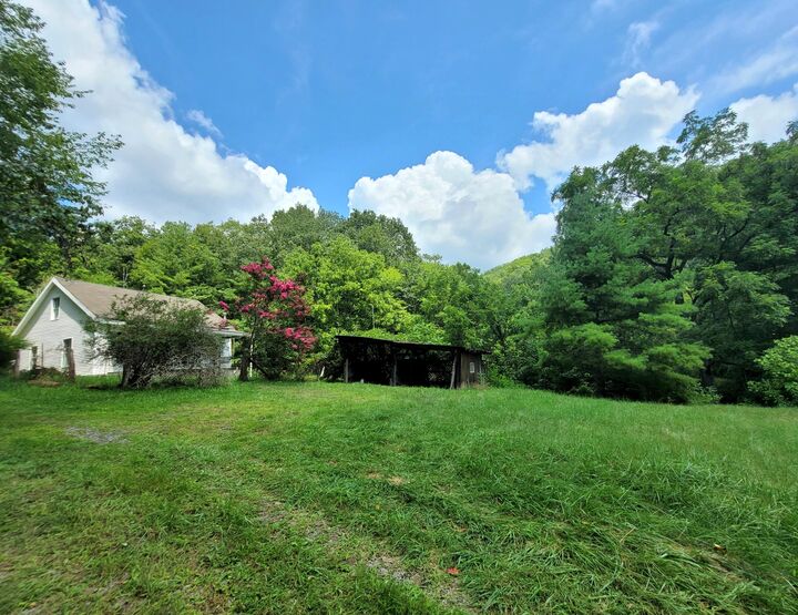 3600 Freezeland Mountain Rd  Hinton WV 25951 photo