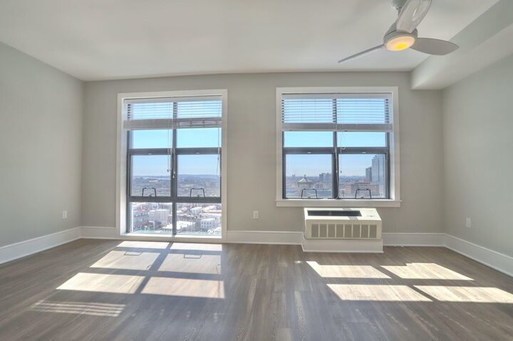 Property Photo: 32 Oakland Ave 522 NJ 07306