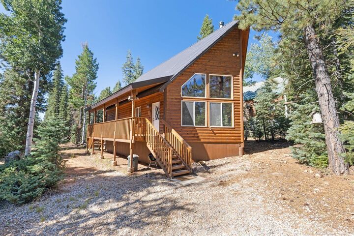 Property Photo: 950 E Redwood Rd UT 84762
