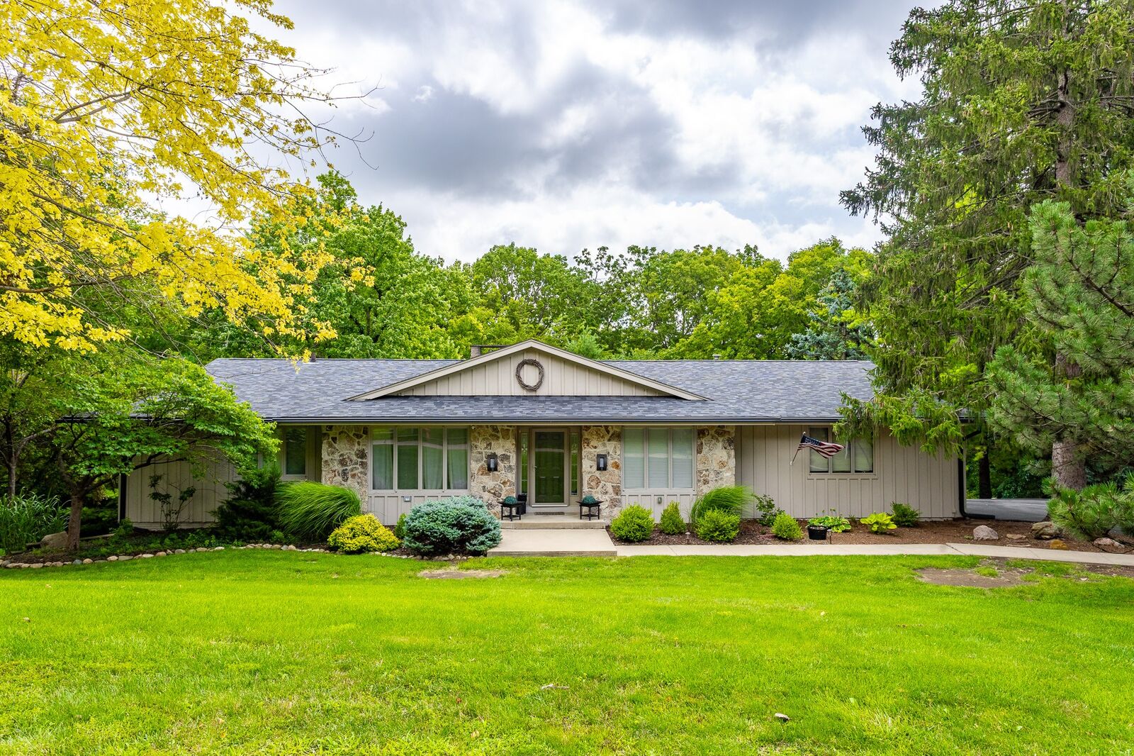 Property Photo:  1311 NW 120th Street  IA 50325 