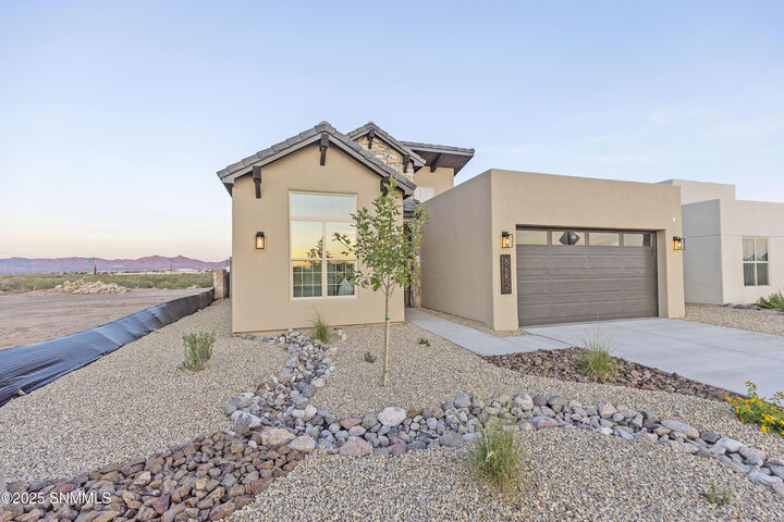 Property Photo:  6652 Blackbird Road  NM 88012 