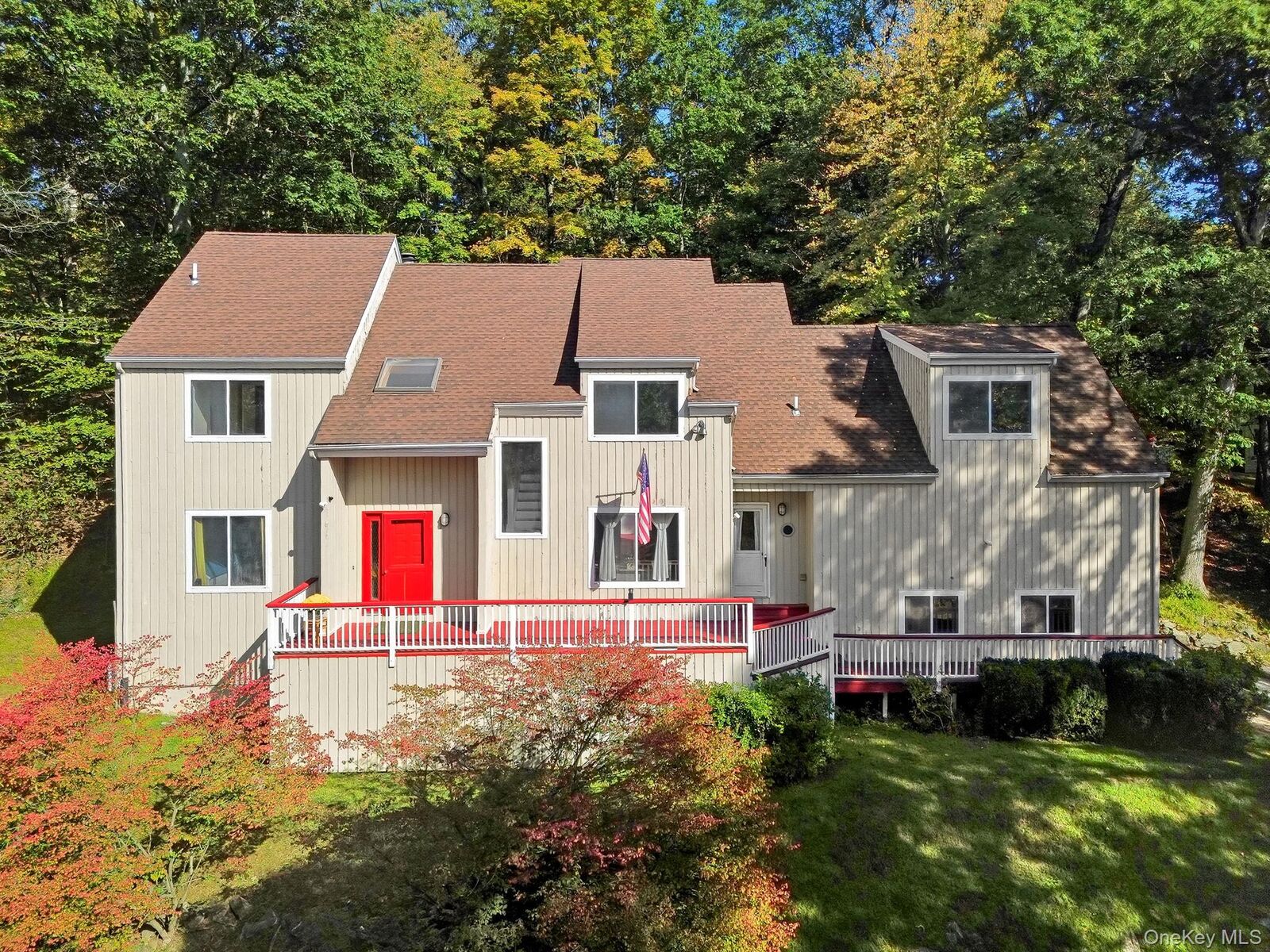 Property Photo:  3 Fox Den Lane  NY 10560 