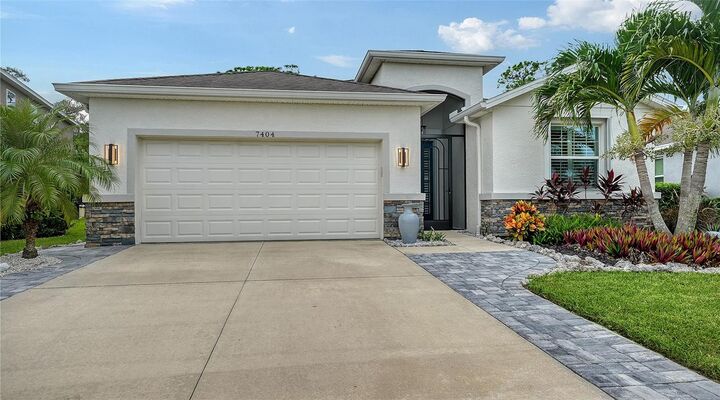 Property Photo:  7404 47th Avenue Circle E  FL 34203 