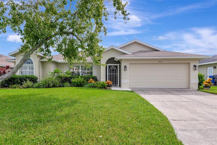 Property Photo:  5717 28th Street E  FL 34203 