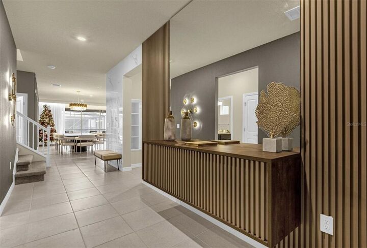 Property Photo:  