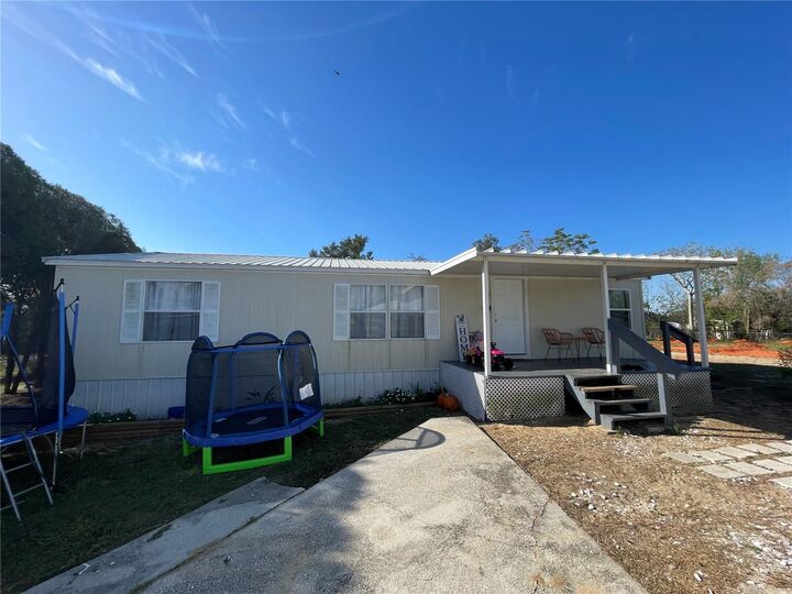 Property Photo:  3819 Rolling Hills Court W  FL 33898 