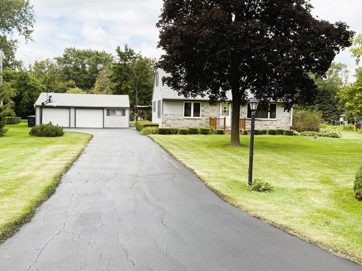 7155 S 49th St  Franklin WI 53132 photo