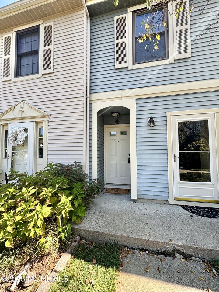 Property Photo: 6 Claridge Court 4 NJ 07728