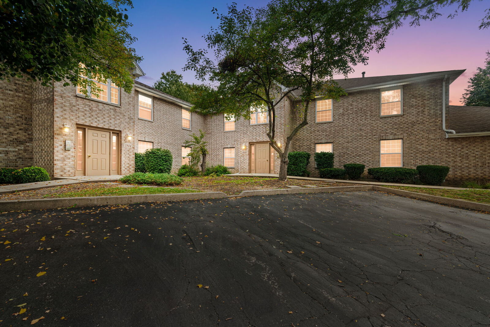 Property Photo:  1940 Matthew Court D  IL 60123 