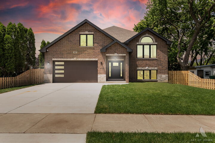 Property Photo:  8650 Lockwood Avenue  IL 60459 