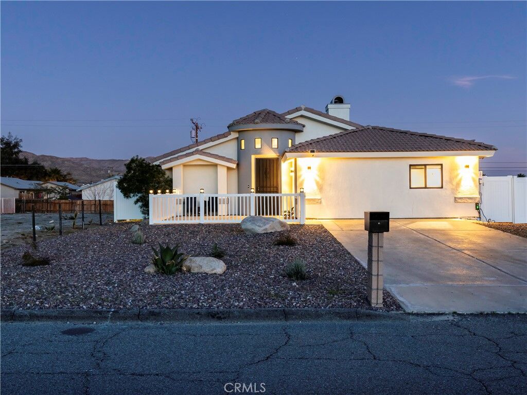 Property Photo:  13416 Cholla Drive 1  CA 92240 