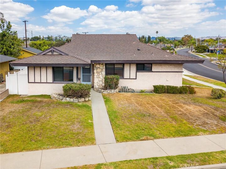 Property Photo:  15815 Lone Ridge Place  CA 90604 