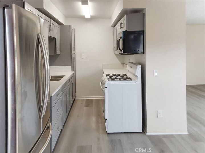 Property Photo:  1006 Boynton Street 2  CA 91205 
