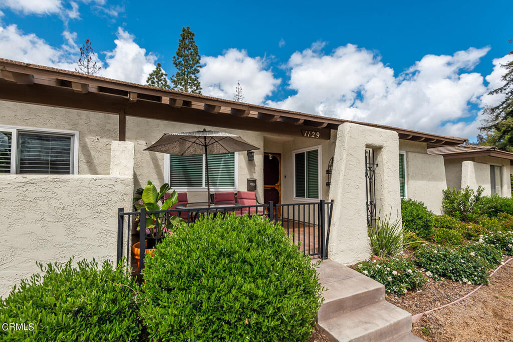 Property Photo:  1129 Glenbridge Circle  CA 91361 