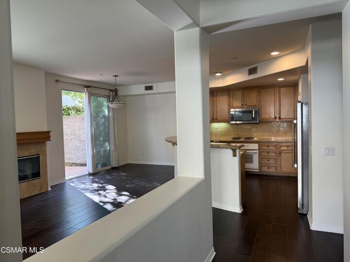 Property Photo:  2986 Arbolitos Lane B  CA 93063 
