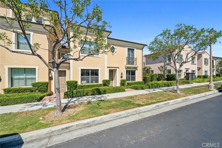 Property Photo:  165 Working Ranch  CA 92602 