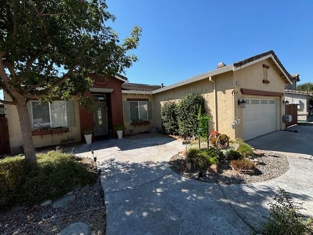 Property Photo:  1573 Sage Sparrow  CA 95337 