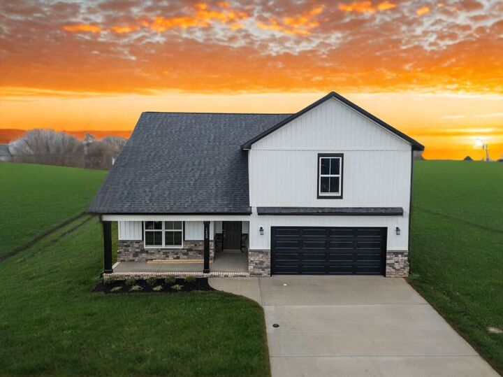 Property Photo:  14 Miller Farm  TN 37043 