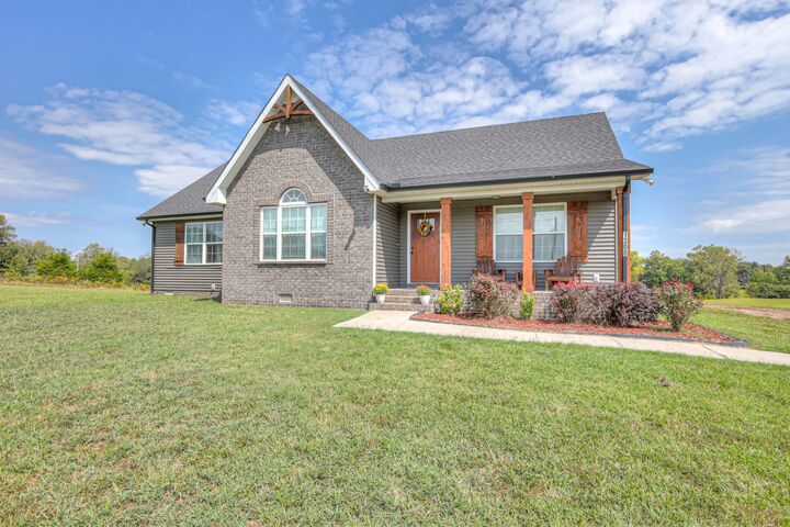 Property Photo: 1308 Mount Olive Rd TN 37186