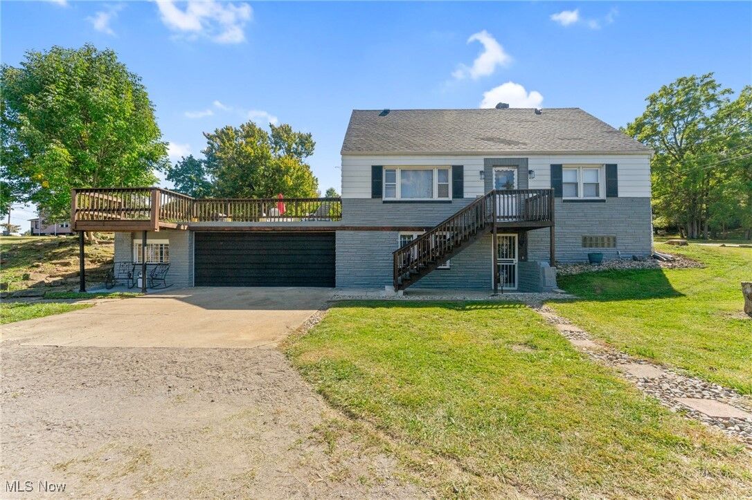 Property Photo:  2129 Tippecanoe Avenue  OH 44509 
