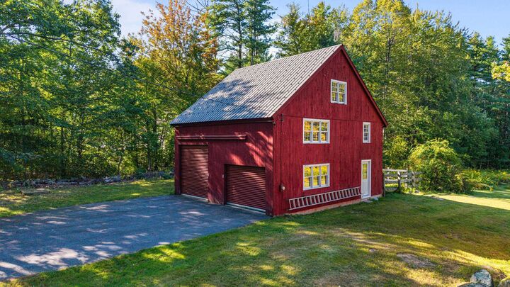 Property Photo:  59 Goldsmith Road  NH 03086 