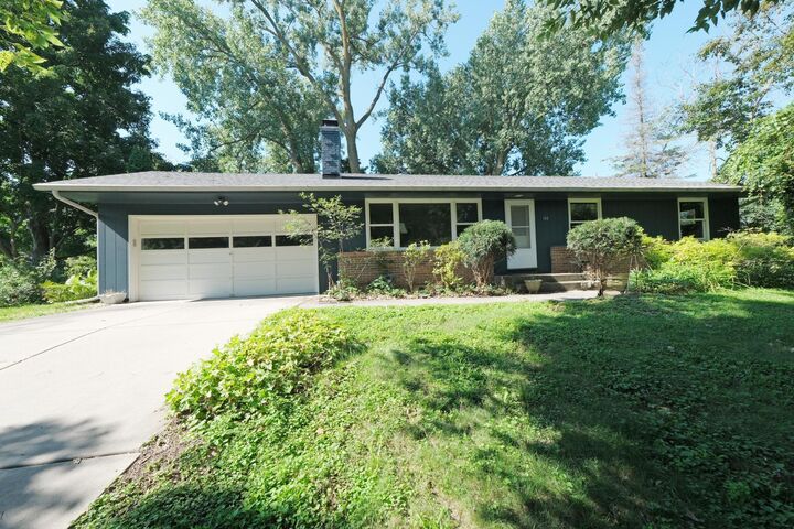 Property Photo:  148 Ridgeview Lane E  MN 55391 