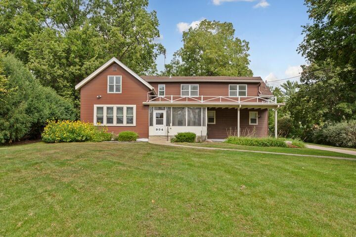 904 Forest Avenue  Northfield MN 55057 photo