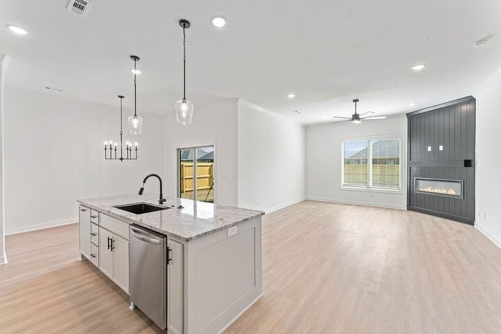 Property Photo: 1903 Ferguson Street AR 72751