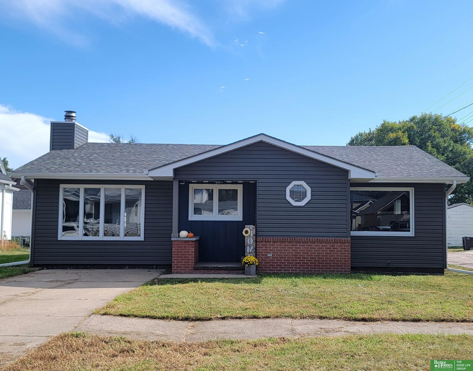 Property Photo:  418 E 5th Street  NE 68467 