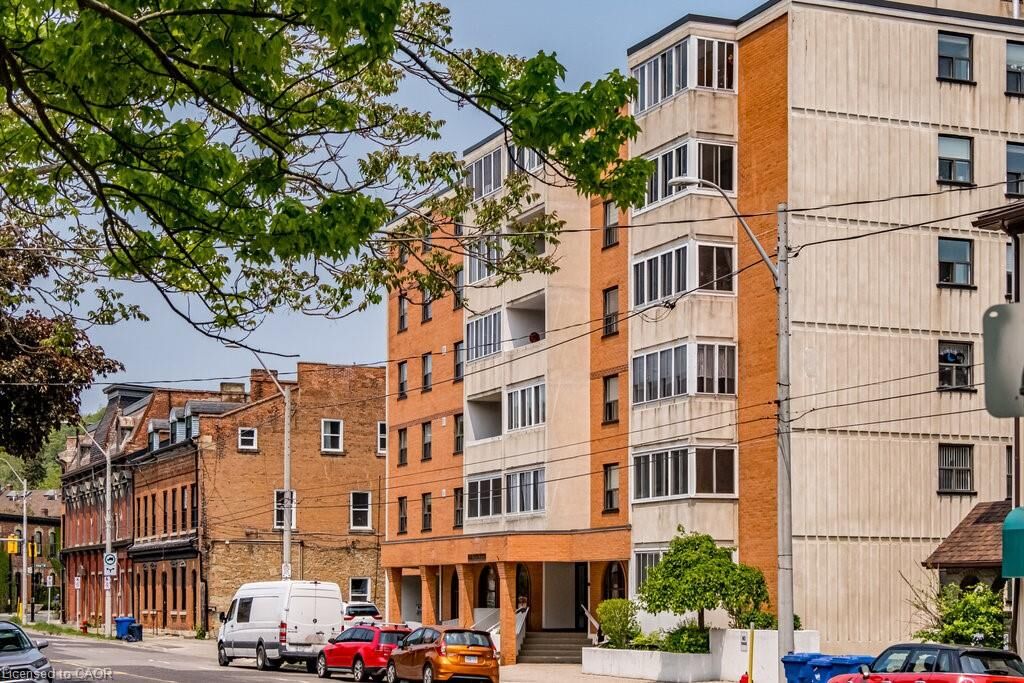 Property Photo:  23 Main Street 205  ON L9H 2P7 