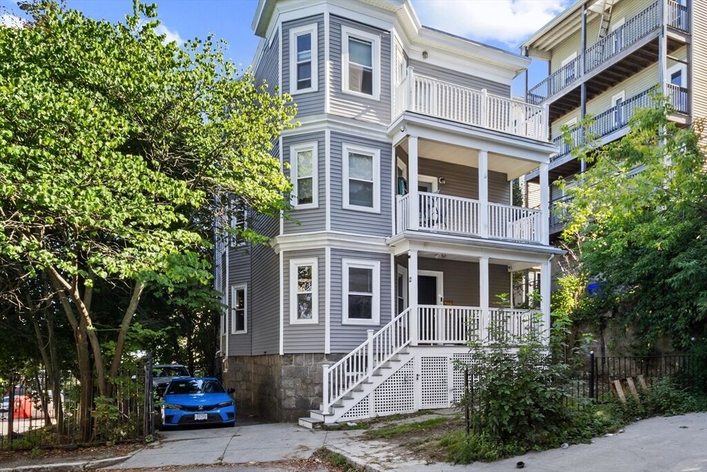 Property Photo:  12 Hesston Ter 1  MA 02125 