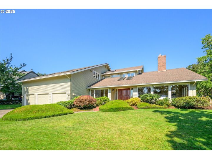 Property Photo:  5159 Solar Heights Dr  OR 97405 