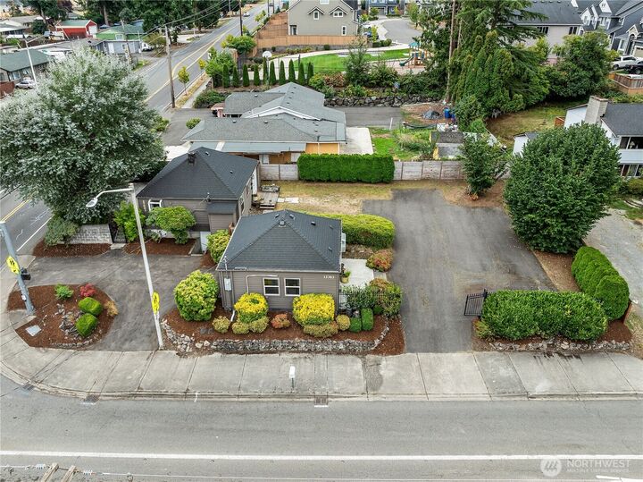 27003  124th Avenue SE  Kent WA 98030 photo