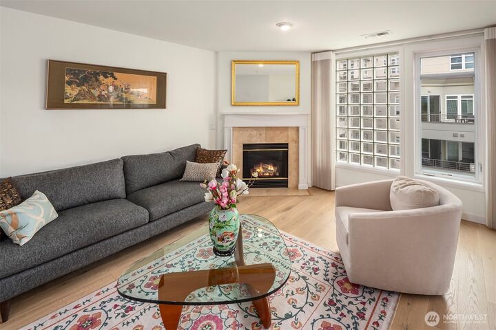 Property Photo: 225 4th Avenue A401 WA 98033