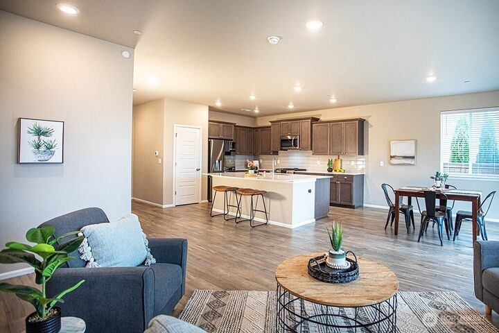Property Photo: 926 Timberline Avenue WA 98312