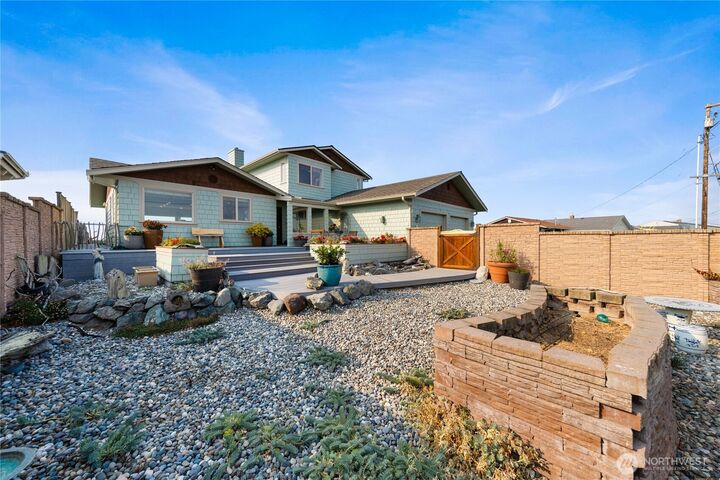 Property Photo: 2597 W Beach Road WA 98277