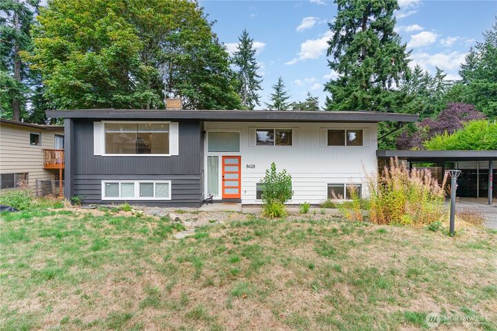 Property Photo: 8428 NE 132nd Place WA 98034
