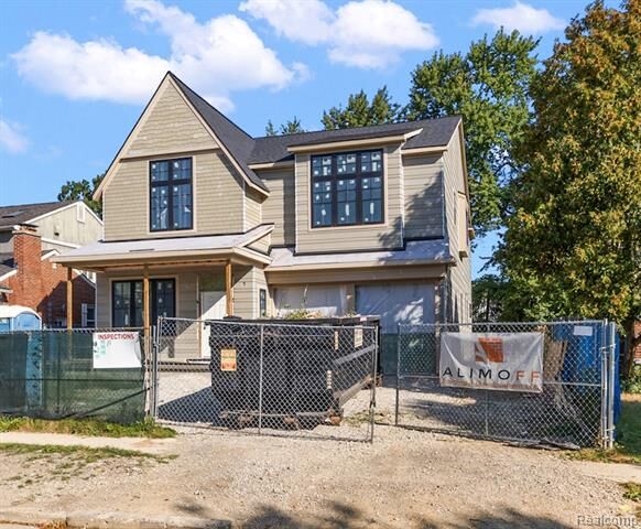 Property Photo:  2263 Manchester Road  MI 48009 