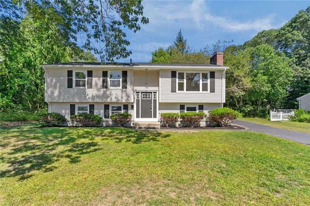 Property Photo:  75 Marshall Avenue  RI 02886 