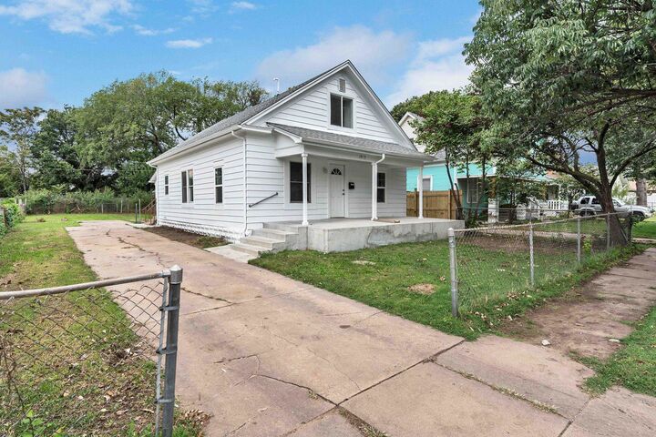 Property Photo: 1515 S Market St KS 67211