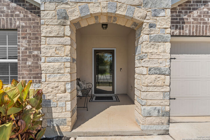 Property Photo: 6215 Carriage Cape TX 78261