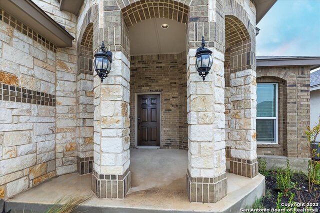 Property Photo: 6927 Comanche Cougar TX 78233