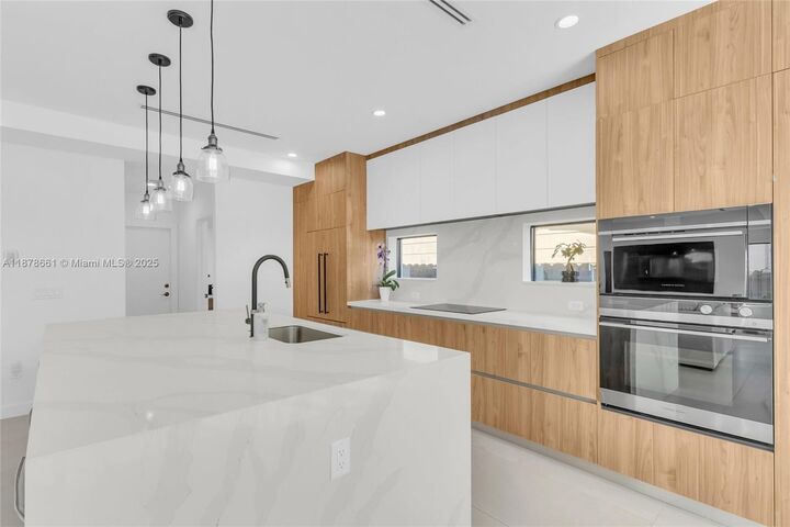 Property Photo:  2029 SW 62nd Ave  FL 33155 