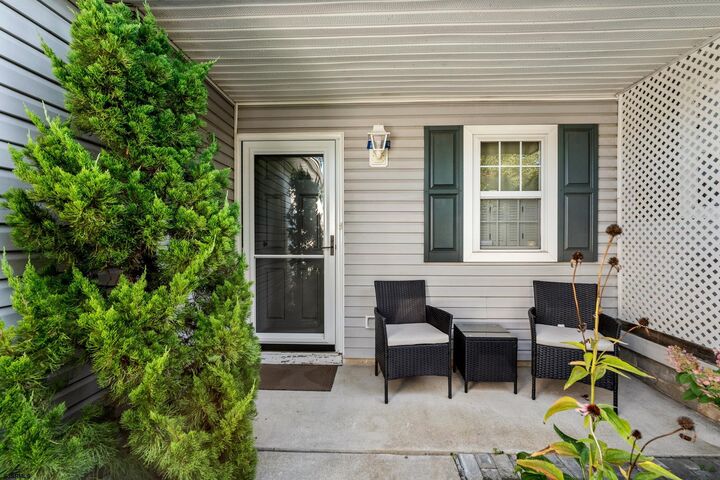 Property Photo:  21 Brandywine Ct  NJ 08205 
