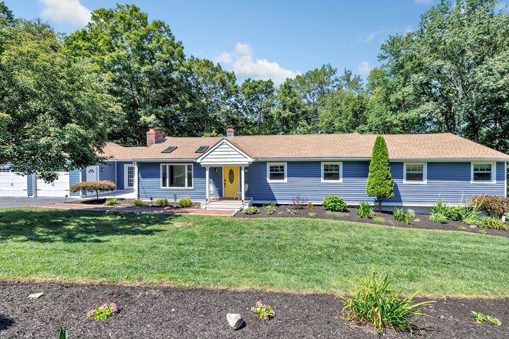 Property Photo:  31 Parlor Rock Road  CT 06611 