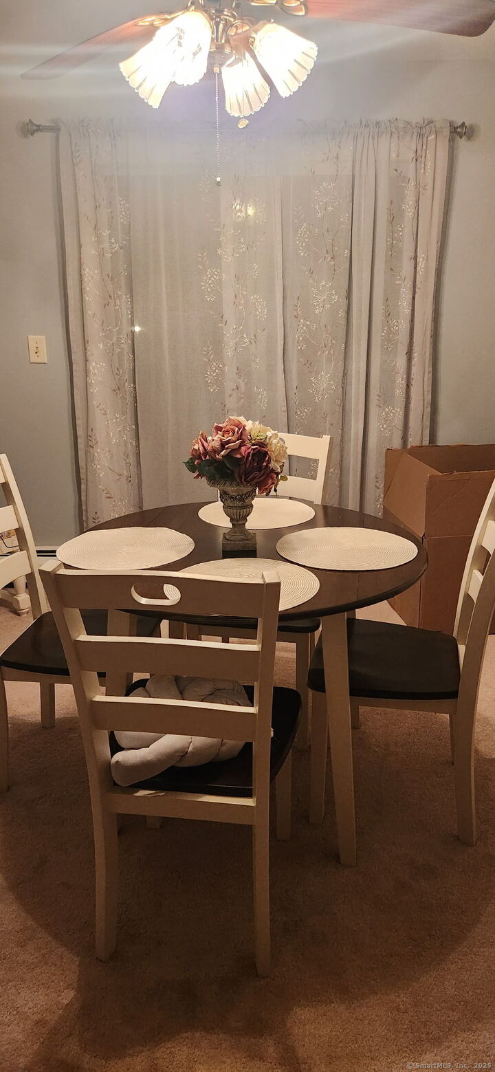 Property Photo: 804 Blackstone Village 804 CT 06450