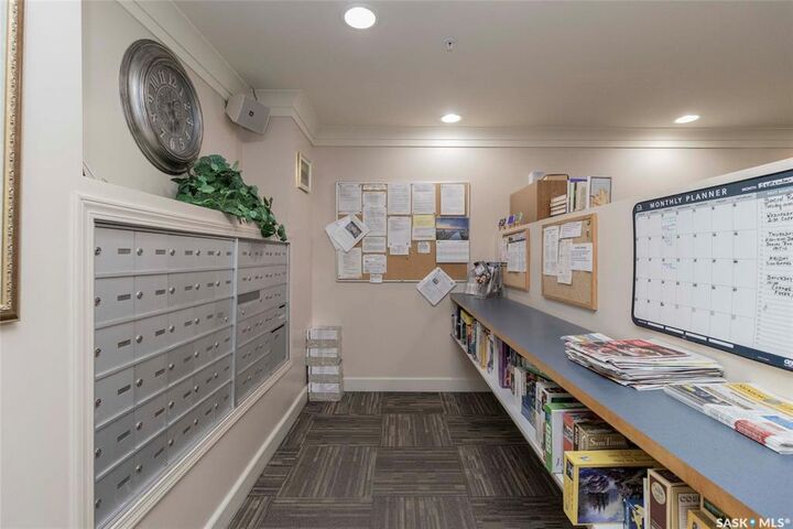 Property Photo:  1622 Acadia Drive 201  SK S7H 5H7 