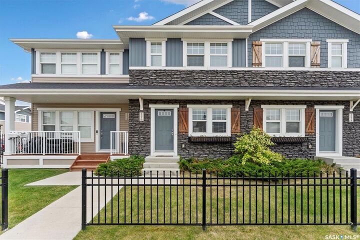 1216 Pringle Way  Saskatoon SK S7T 0X5 photo
