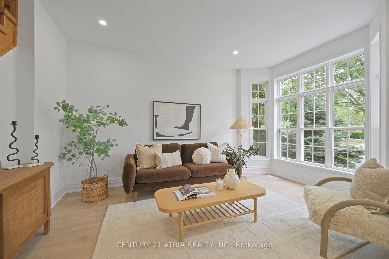 Property Photo:  5 Angus Glen Boulevard  ON L6C 1Z1 